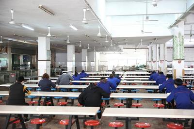 機(jī)器轟鳴響,生產(chǎn)趕單忙!記者走進(jìn)企業(yè)復(fù)工復(fù)產(chǎn)第一線